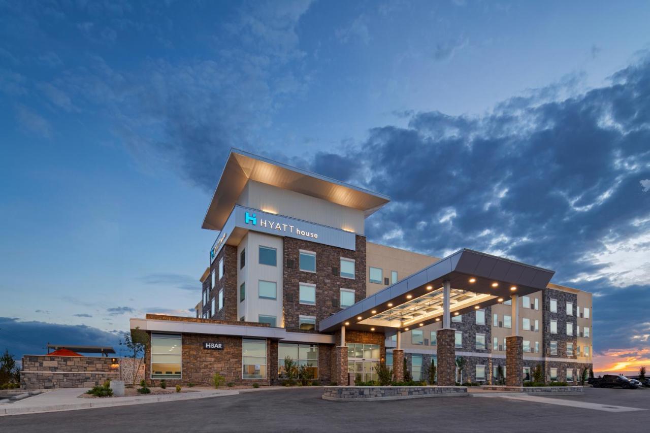 Hyatt House Carlsbad Hotel Exterior photo